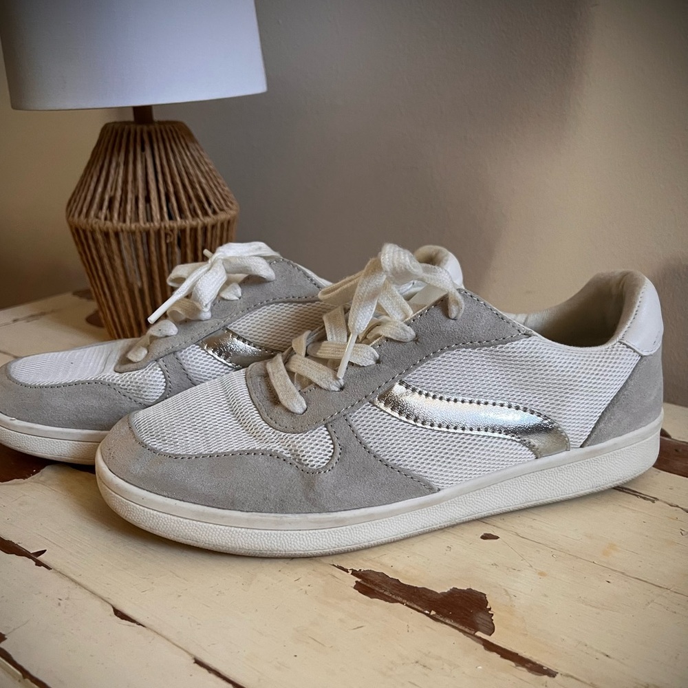 Old Navy Gray and White Sneakers
